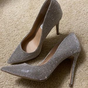 Steve Madden 6.5 bedazzled stiletto
